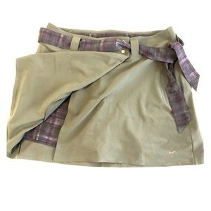 Nike golf skirt w/ removable shorts